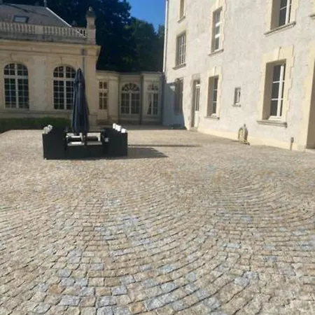Chateau La Gauchetiere Villa